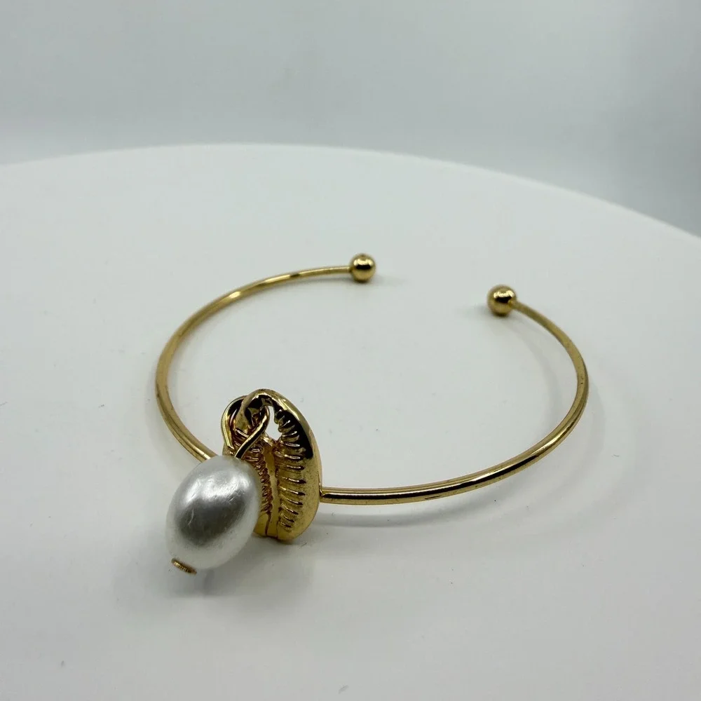 Y2K Gold Tone Shell & Faux Pearl Cuff Bangle Coastal Bohemian Statement Bracelet